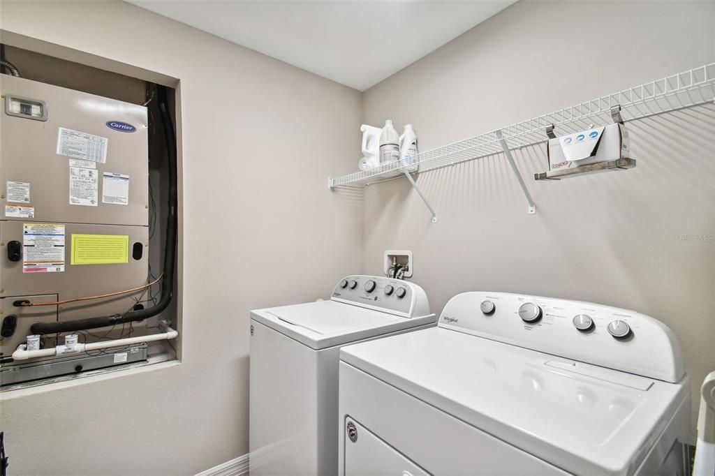 En Renta: $2,375 (4 camas, 2 baños, 1904 Pies cuadrados)