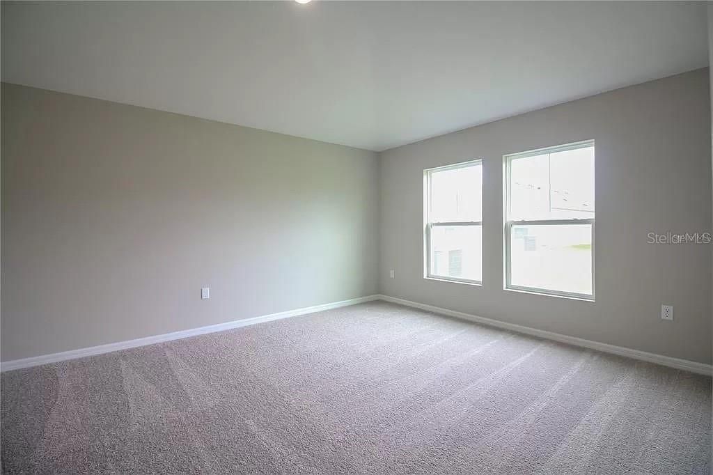 En Renta: $2,375 (4 camas, 2 baños, 1904 Pies cuadrados)