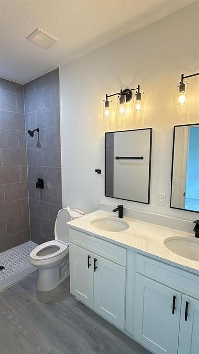 Active With Contract: $289,000 (4 beds, 2 baths, 1774 Square Feet)