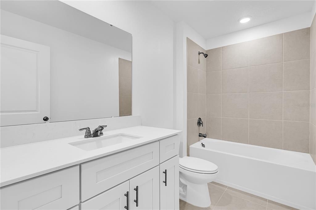 For Rent: $2,300 (4 beds, 2 baths, 1879 Square Feet)