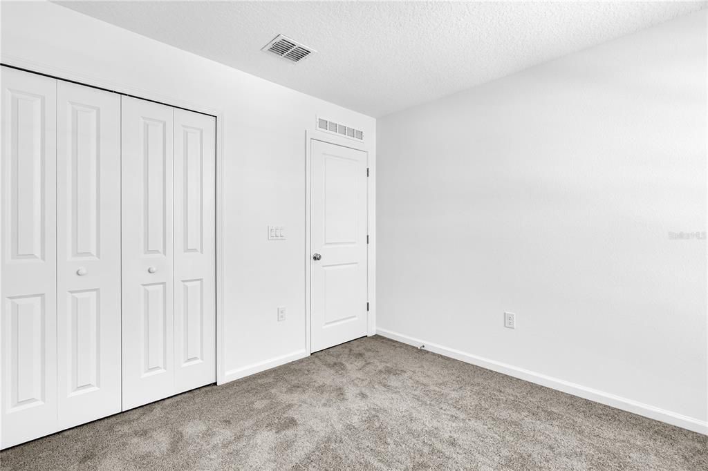 For Rent: $2,300 (4 beds, 2 baths, 1879 Square Feet)