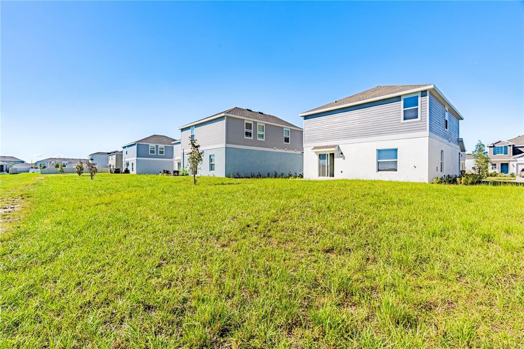 For Rent: $2,300 (4 beds, 2 baths, 1879 Square Feet)