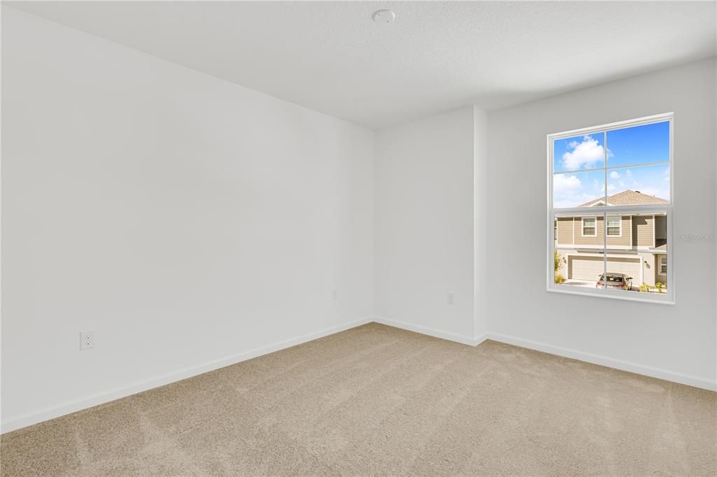 For Rent: $2,300 (4 beds, 2 baths, 1879 Square Feet)