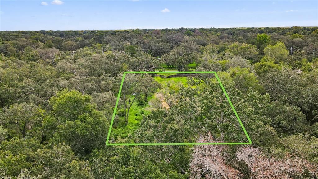 En Venta: $80,000 (1.03 acres)