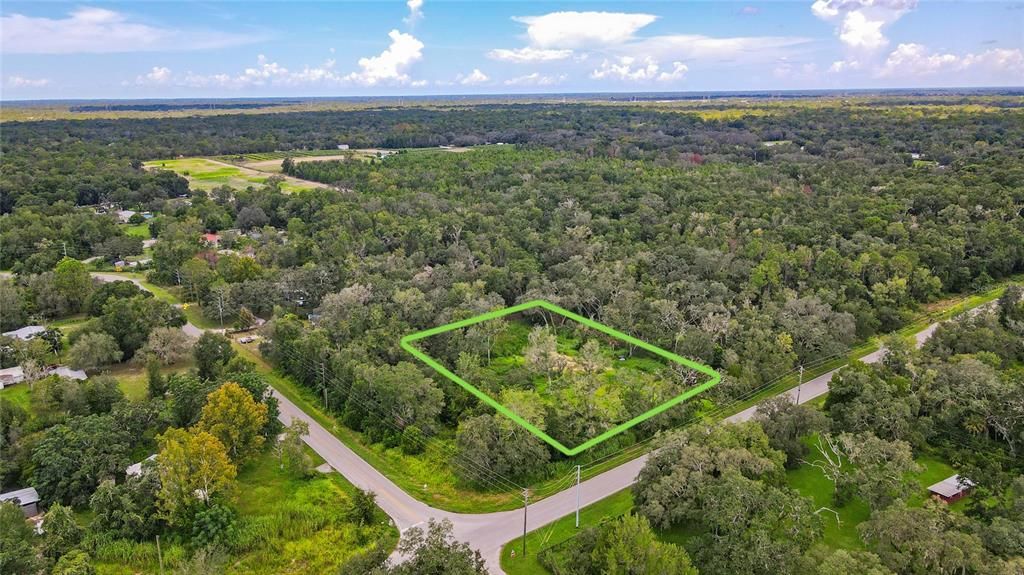 En Venta: $80,000 (1.03 acres)