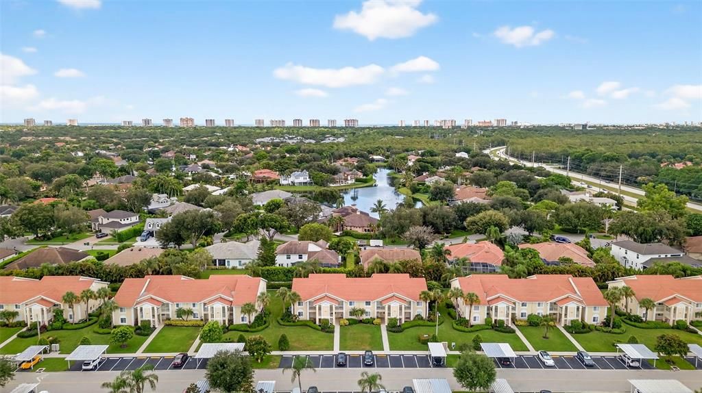 For Sale: $369,900 (2 beds, 2 baths, 1102 Square Feet)