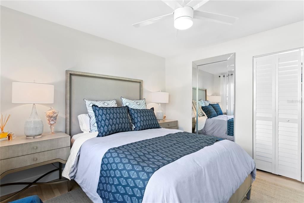 На продажу: $895,000 (2 спален, 2 ванн, 1019 Квадратных фут)