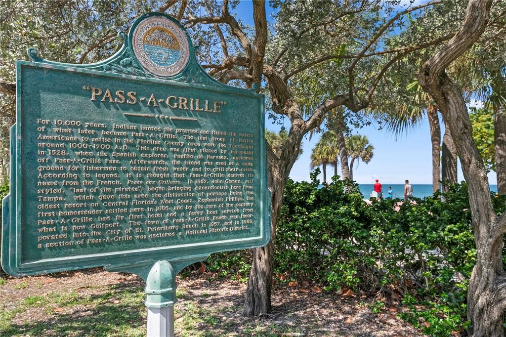 На продажу: $895,000 (2 спален, 2 ванн, 1019 Квадратных фут)