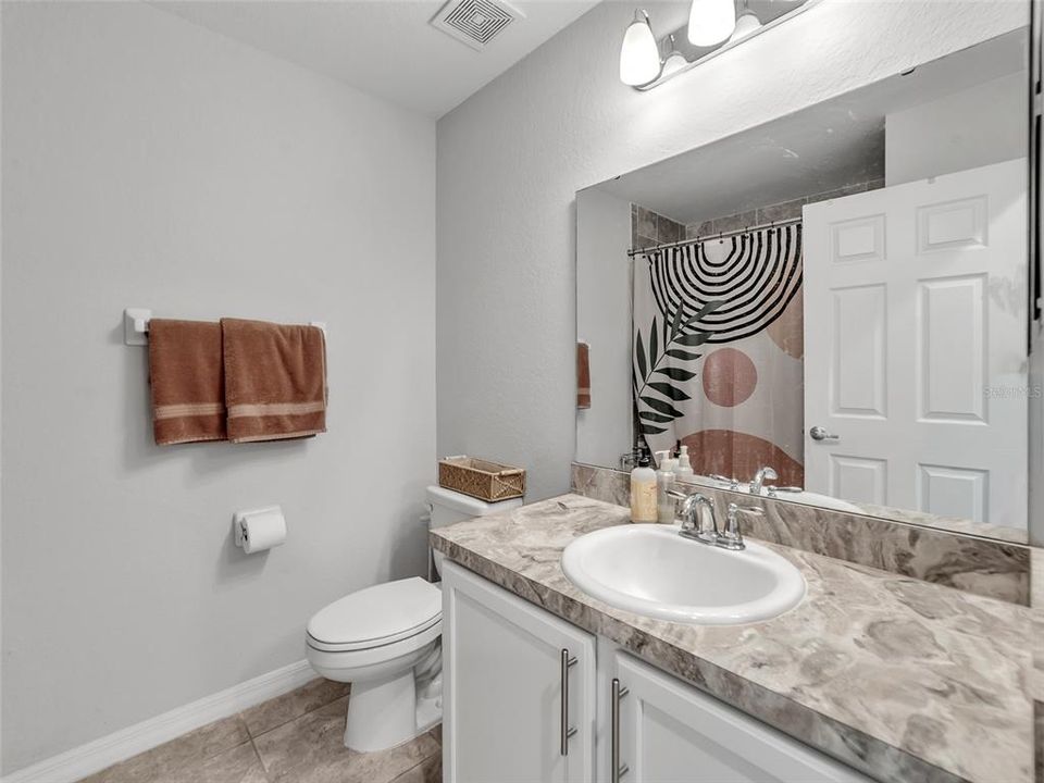 For Sale: $285,000 (3 beds, 2 baths, 1627 Square Feet)