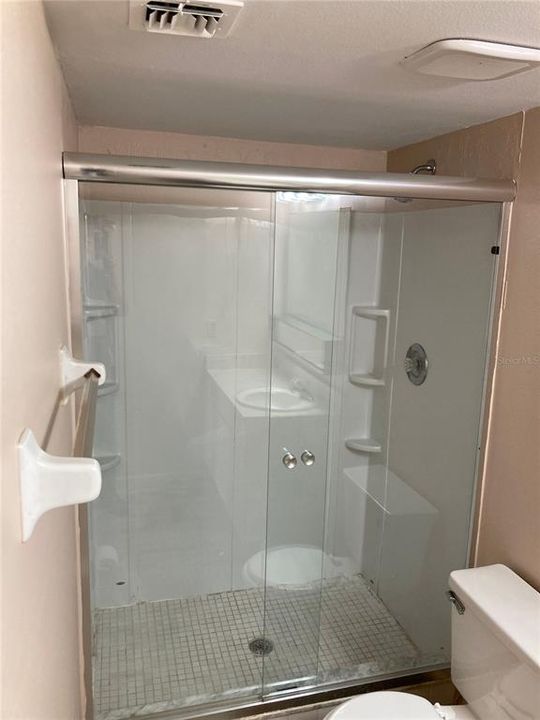 For Rent: $1,275 (2 beds, 2 baths, 885 Square Feet)