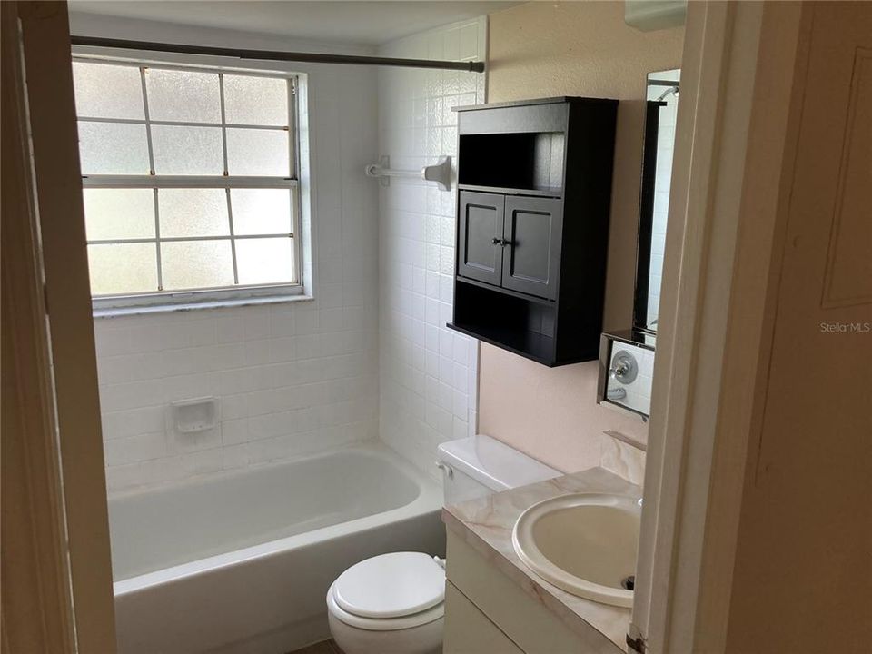 For Rent: $1,275 (2 beds, 2 baths, 885 Square Feet)