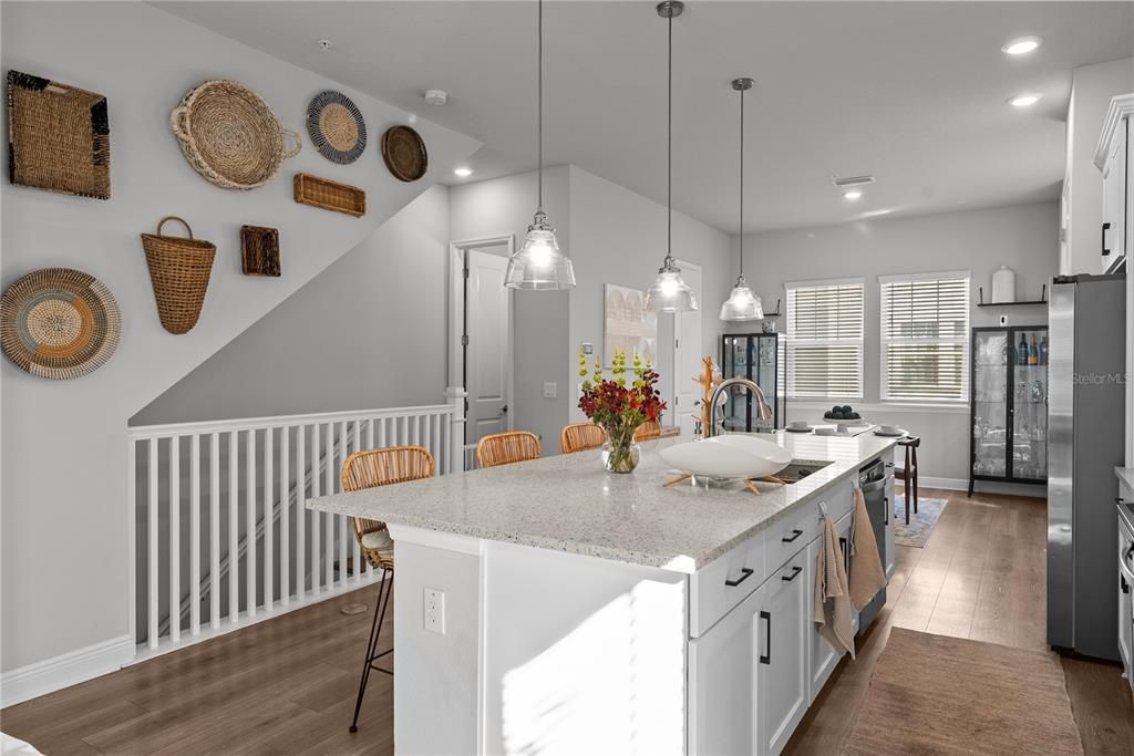 На продажу: $775,000 (3 спален, 3 ванн, 1936 Квадратных фут)