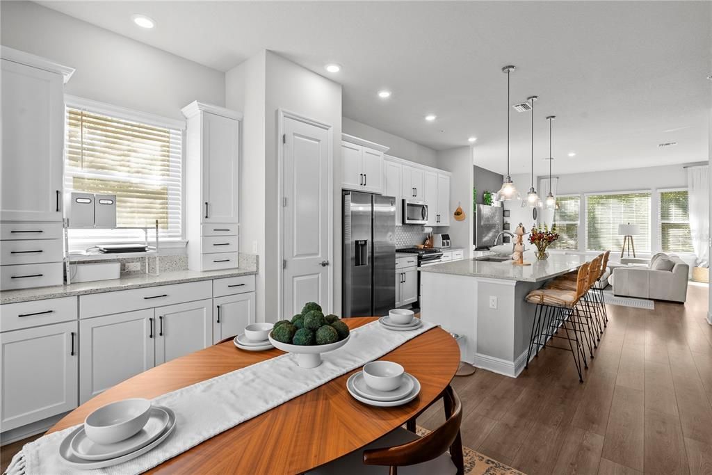 На продажу: $775,000 (3 спален, 3 ванн, 1936 Квадратных фут)