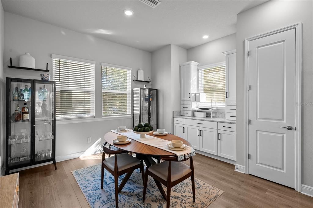 На продажу: $775,000 (3 спален, 3 ванн, 1936 Квадратных фут)