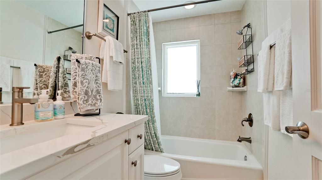 На продажу: $685,000 (2 спален, 2 ванн, 1728 Квадратных фут)