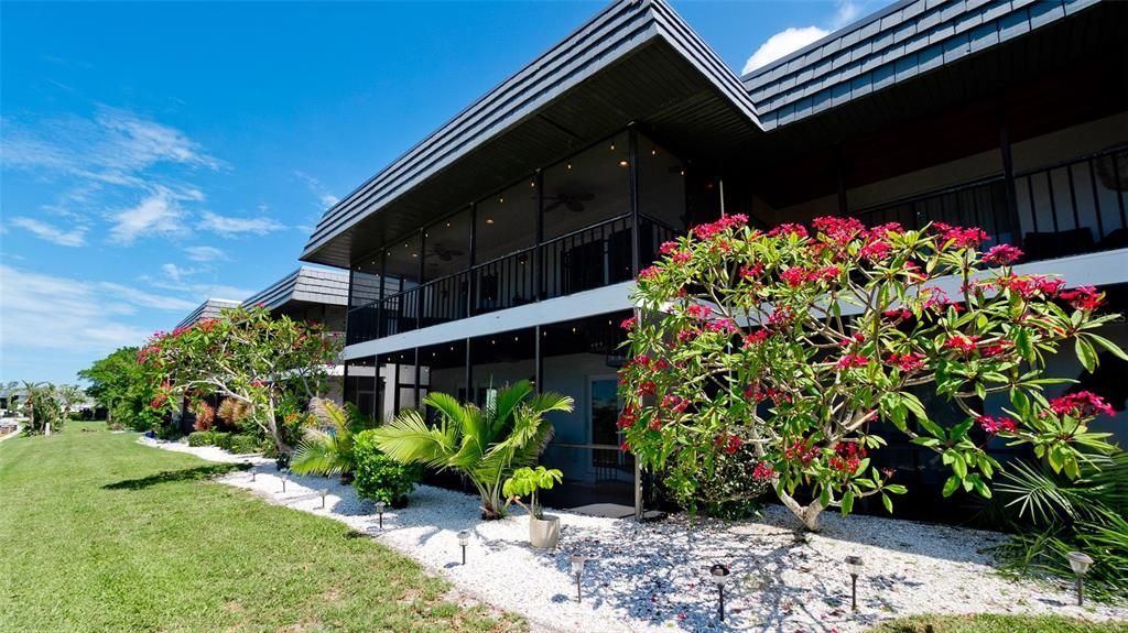 На продажу: $685,000 (2 спален, 2 ванн, 1728 Квадратных фут)