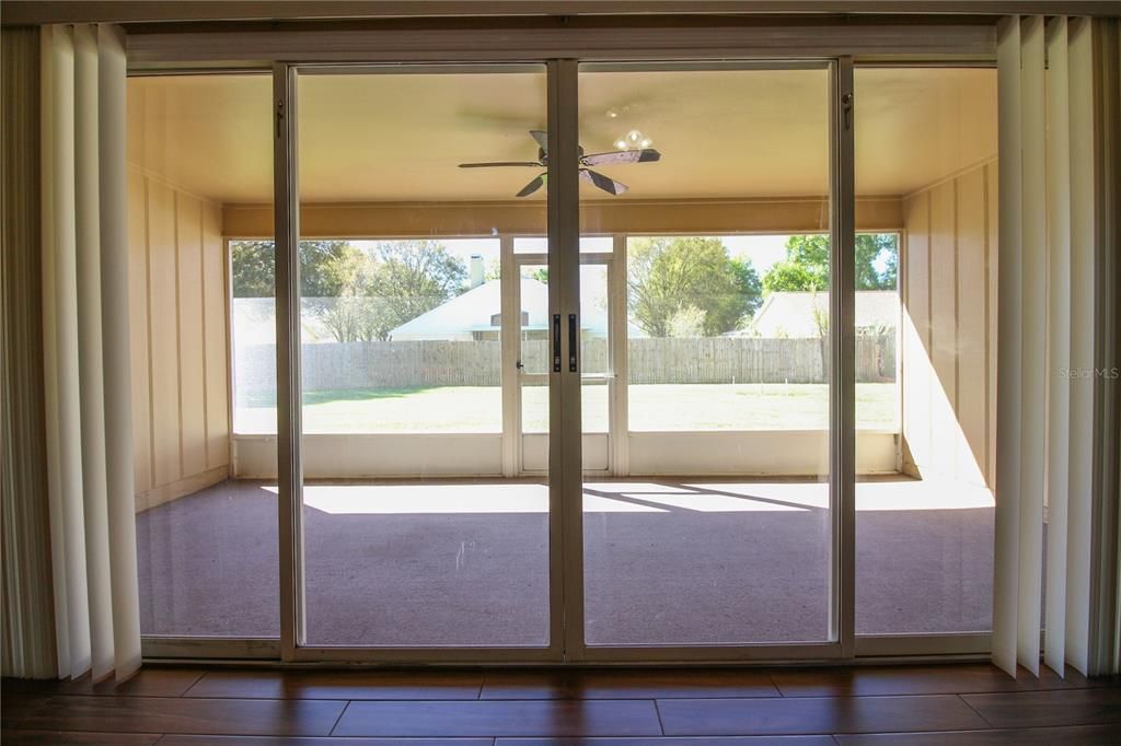 В аренду: $1,995 (3 спален, 2 ванн, 1541 Квадратных фут)