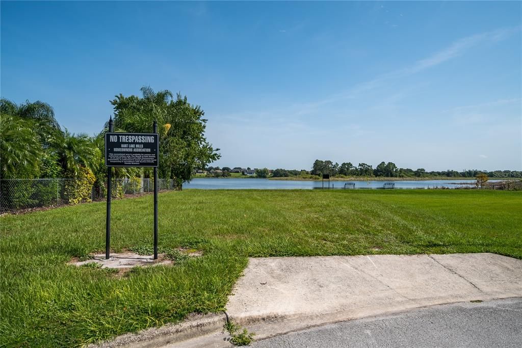 合同活跃: $499,900 (4 贝兹, 2 浴室, 2177 平方英尺)