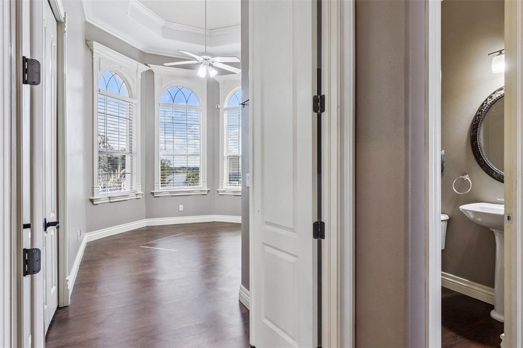 合同活跃: $499,900 (4 贝兹, 2 浴室, 2177 平方英尺)