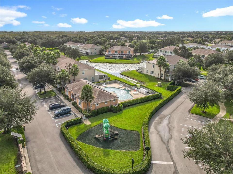 合同活跃: $313,000 (3 贝兹, 3 浴室, 1512 平方英尺)