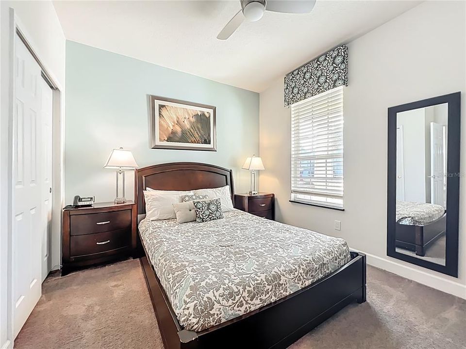 合同活跃: $313,000 (3 贝兹, 3 浴室, 1512 平方英尺)