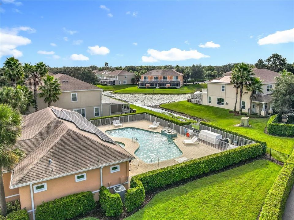 合同活跃: $313,000 (3 贝兹, 3 浴室, 1512 平方英尺)