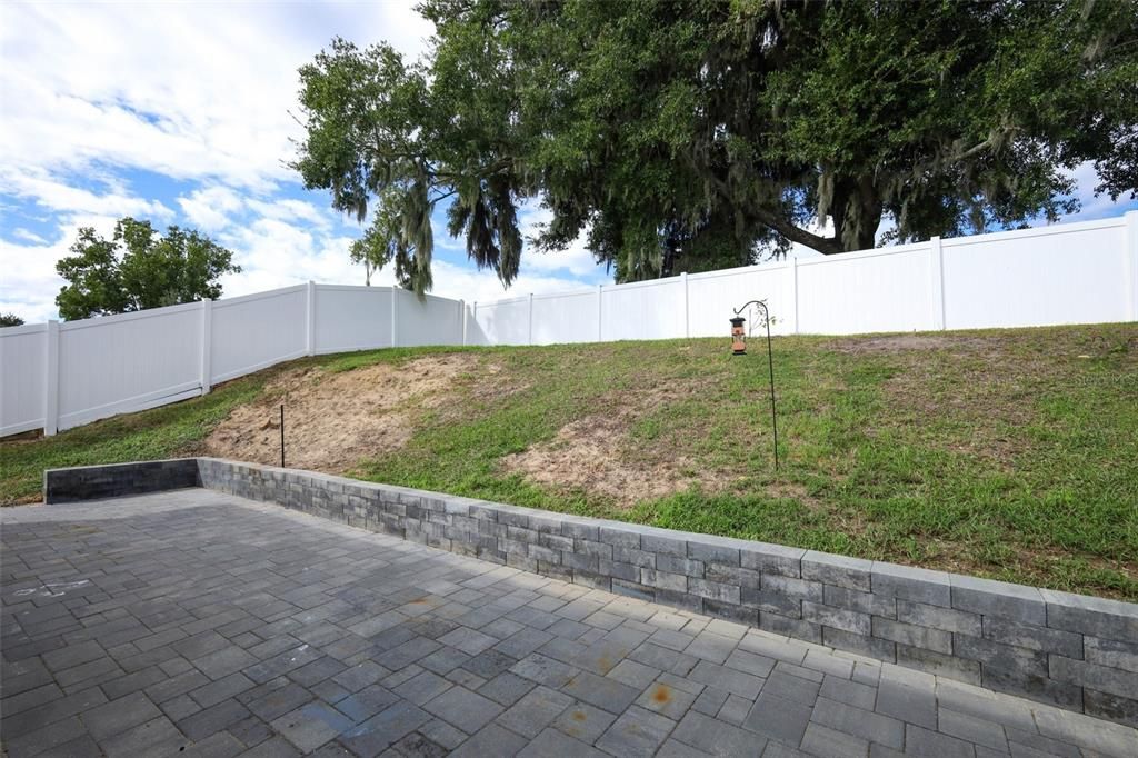 Под контрактом: $489,000 (4 спален, 3 ванн, 2695 Квадратных фут)