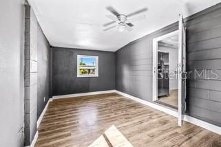 For Sale: $229,999 (2 beds, 1 baths, 1353 Square Feet)