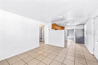 For Sale: $229,999 (2 beds, 1 baths, 1353 Square Feet)