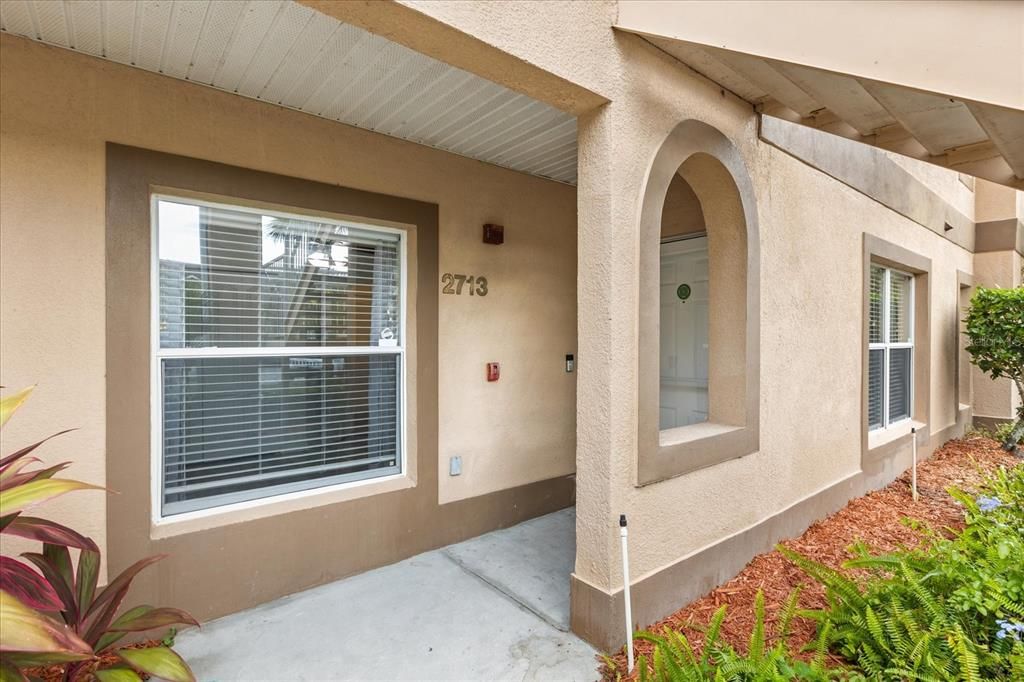 For Sale: $299,000 (3 beds, 3 baths, 1856 Square Feet)