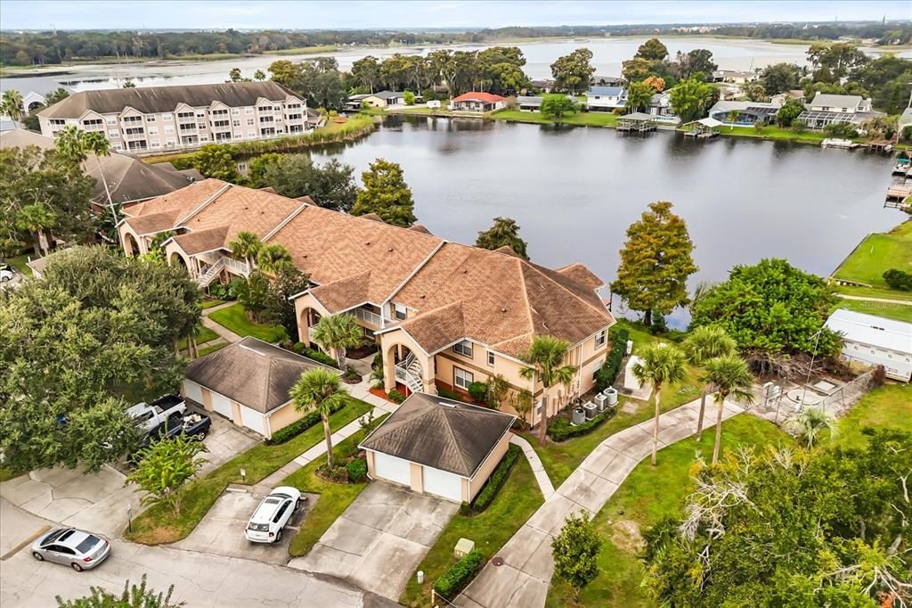 For Sale: $299,000 (3 beds, 3 baths, 1856 Square Feet)