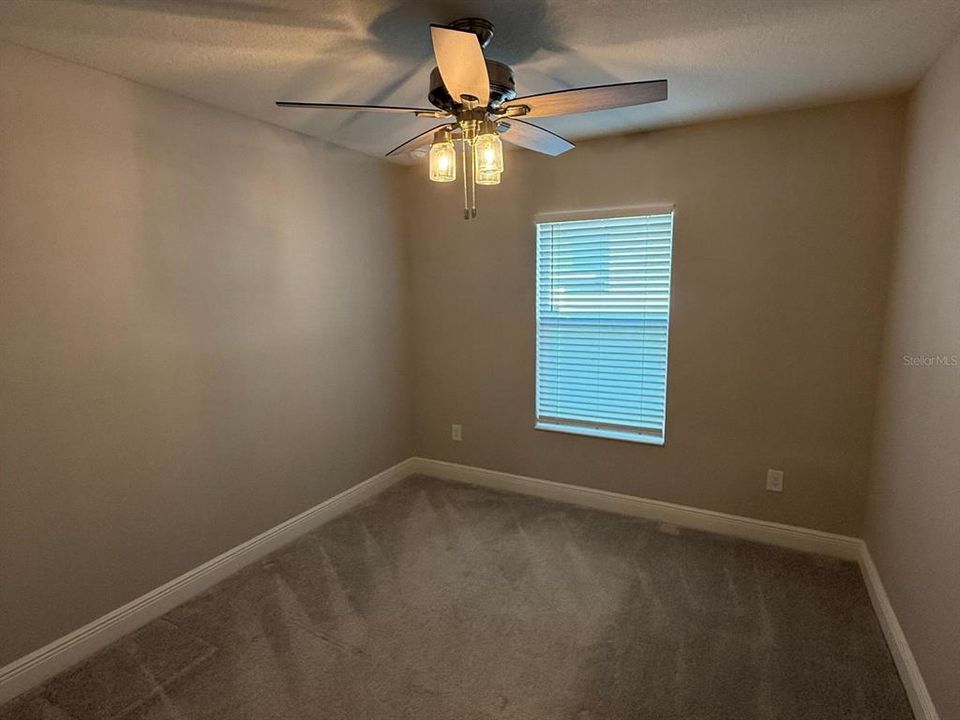 En Renta: $2,680 (4 camas, 2 baños, 1701 Pies cuadrados)