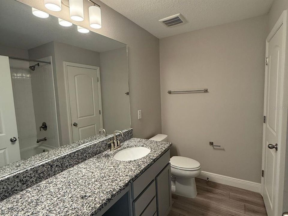 En Renta: $2,680 (4 camas, 2 baños, 1701 Pies cuadrados)