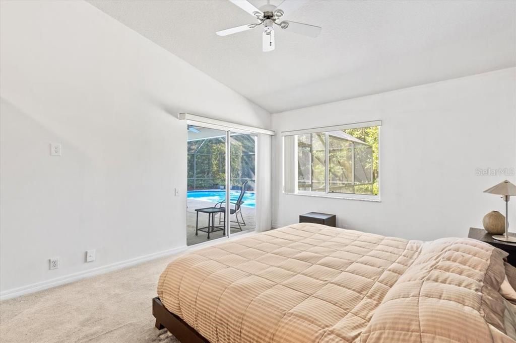 合同活跃: $338,900 (3 贝兹, 2 浴室, 1494 平方英尺)