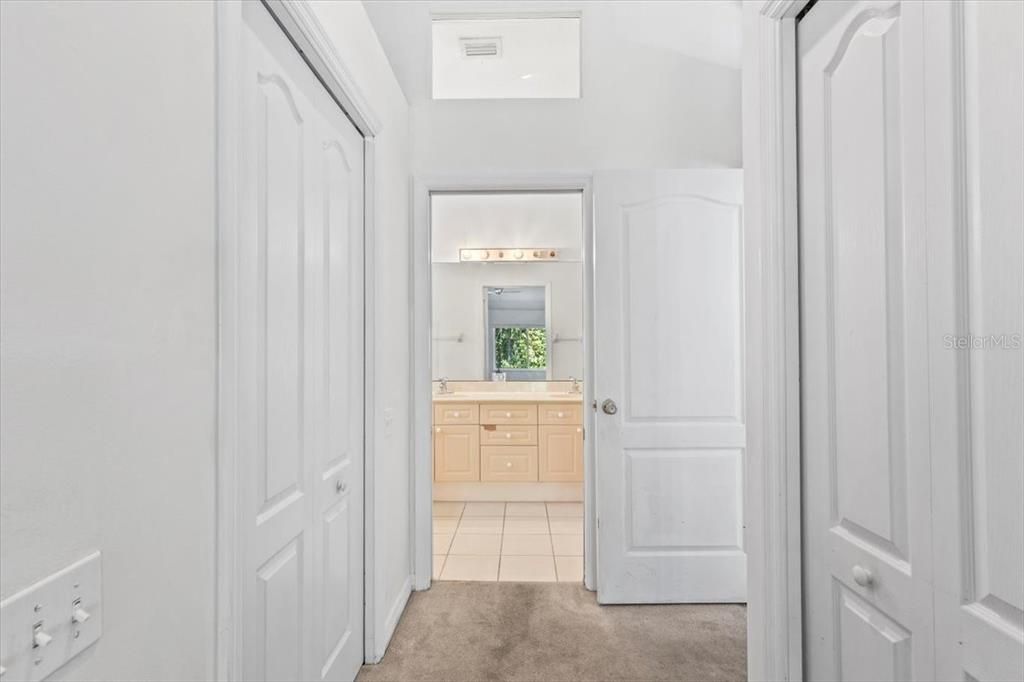 合同活跃: $338,900 (3 贝兹, 2 浴室, 1494 平方英尺)