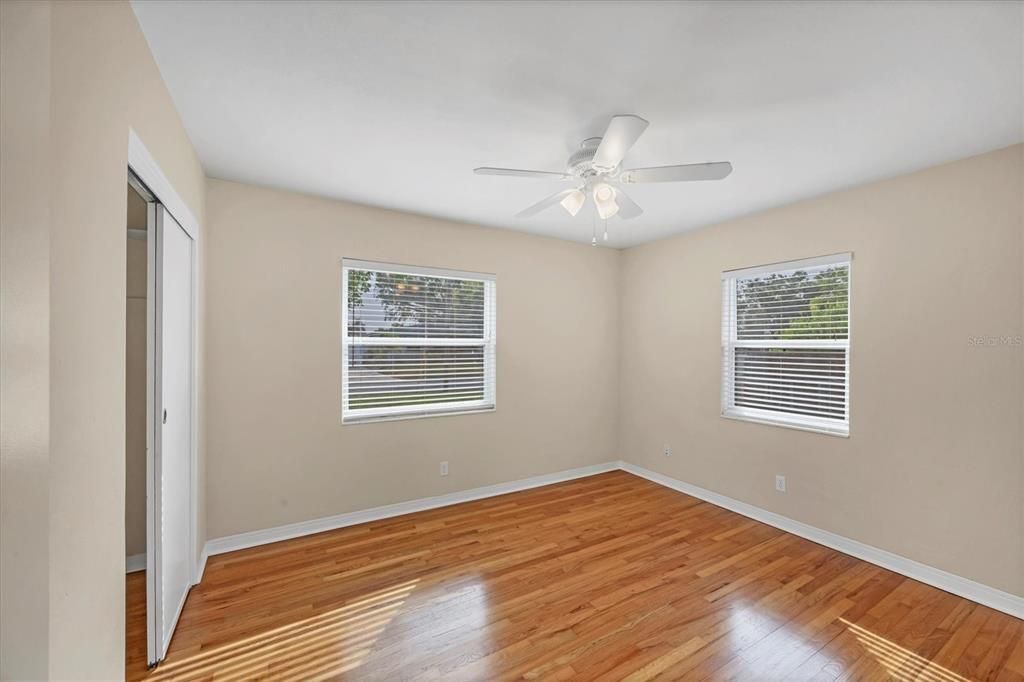 合同活跃: $598,000 (3 贝兹, 3 浴室, 1968 平方英尺)