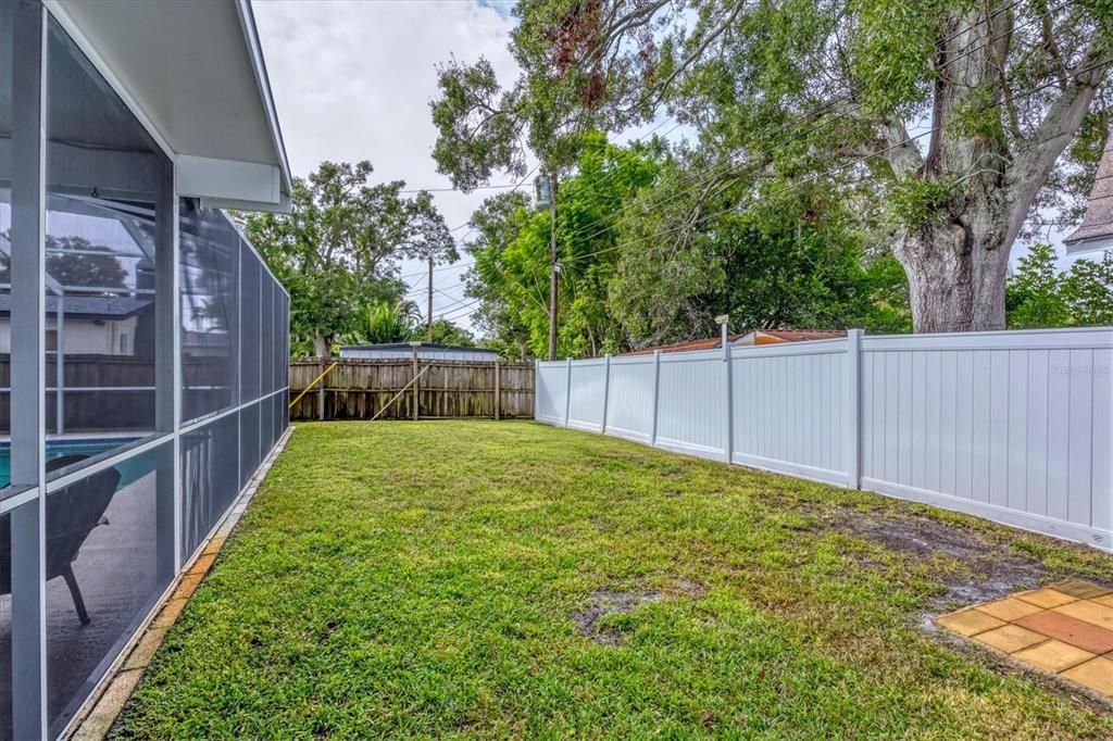 合同活跃: $598,000 (3 贝兹, 3 浴室, 1968 平方英尺)