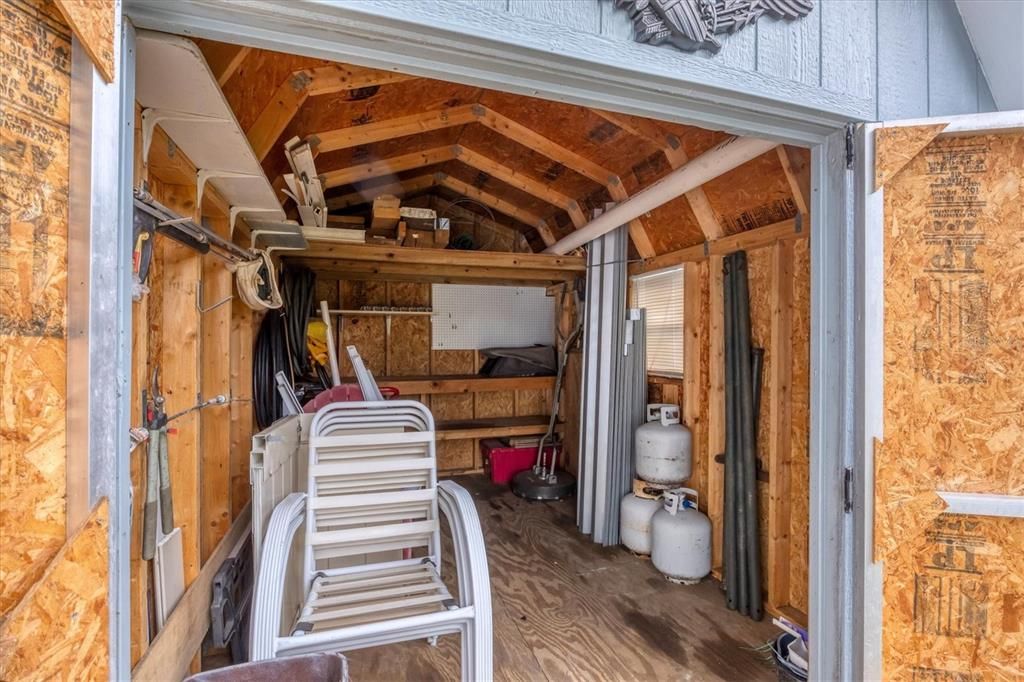 合同活跃: $598,000 (3 贝兹, 3 浴室, 1968 平方英尺)