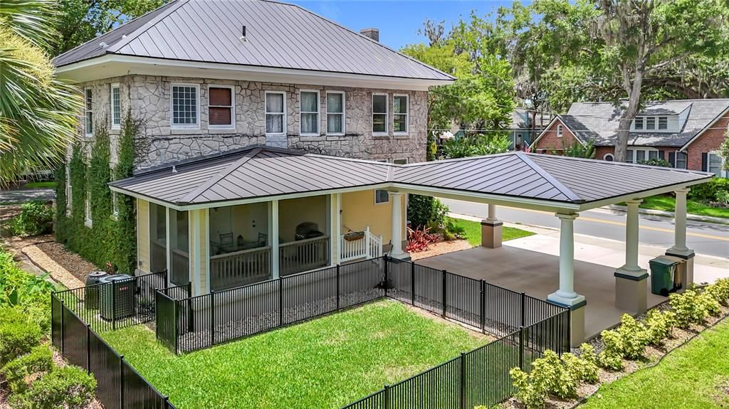 For Sale: $899,000 (4 beds, 3 baths, 2535 Square Feet)