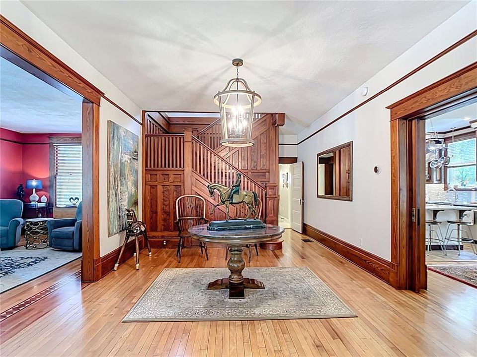 For Sale: $899,000 (4 beds, 3 baths, 2535 Square Feet)