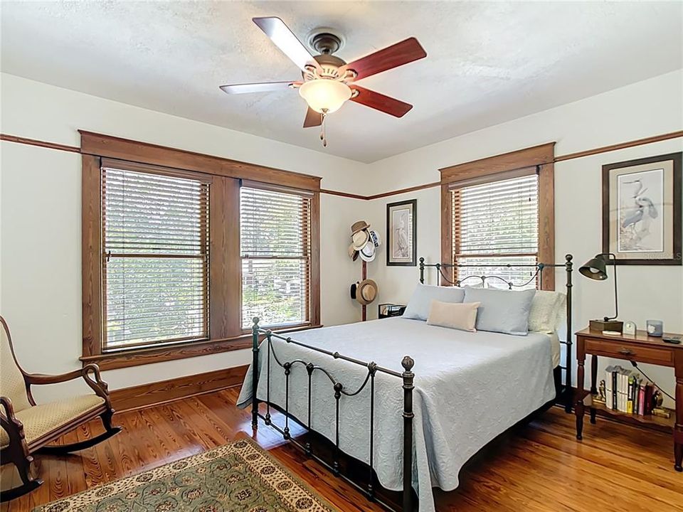 For Sale: $899,000 (4 beds, 3 baths, 2535 Square Feet)