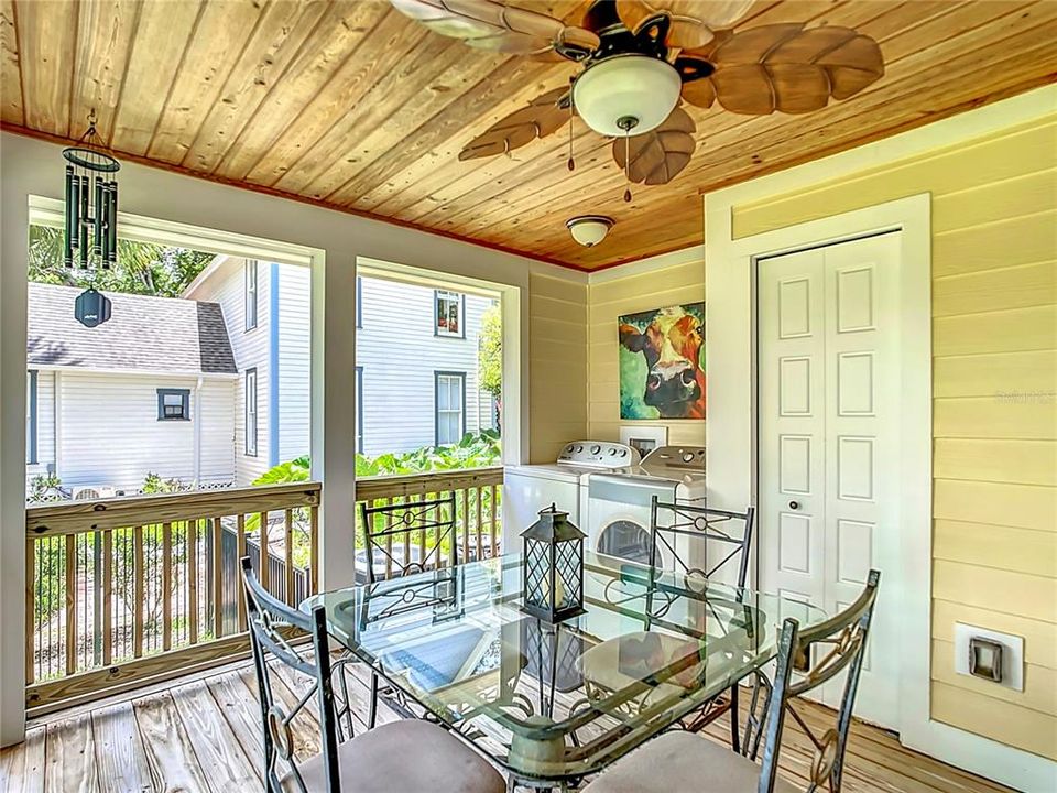 For Sale: $899,000 (4 beds, 3 baths, 2535 Square Feet)