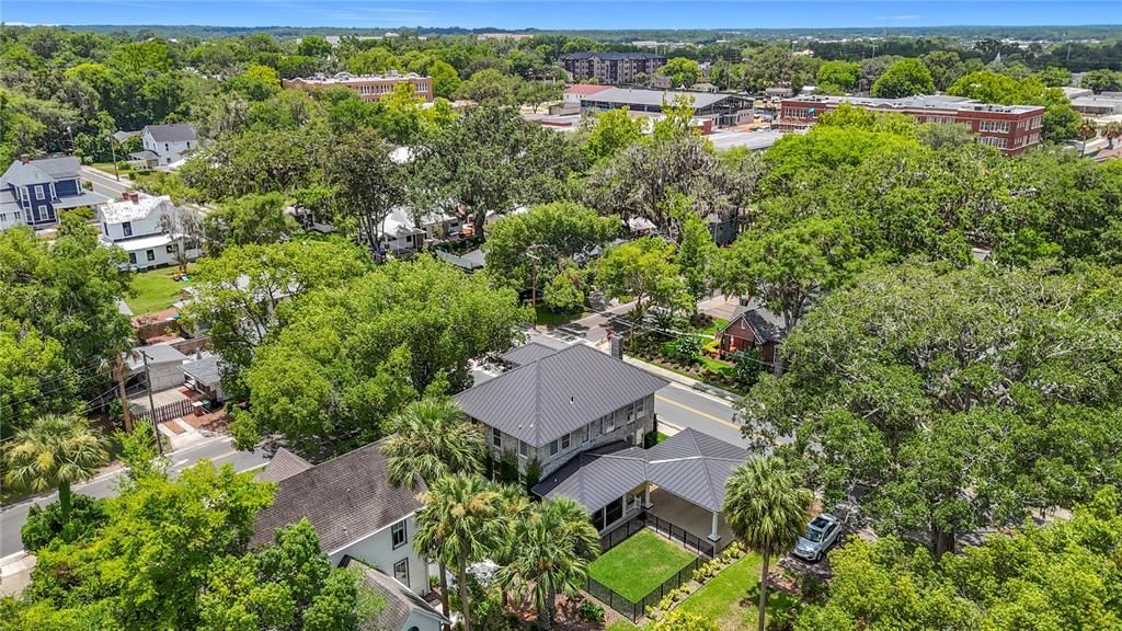 For Sale: $899,000 (4 beds, 3 baths, 2535 Square Feet)