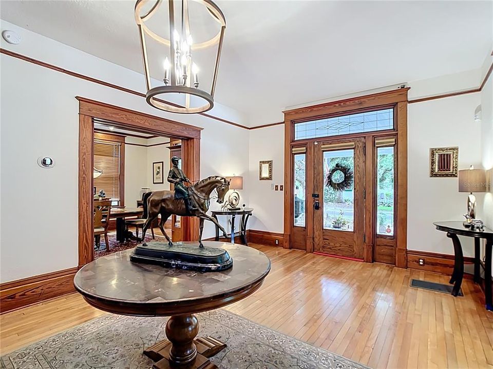 For Sale: $899,000 (4 beds, 3 baths, 2535 Square Feet)