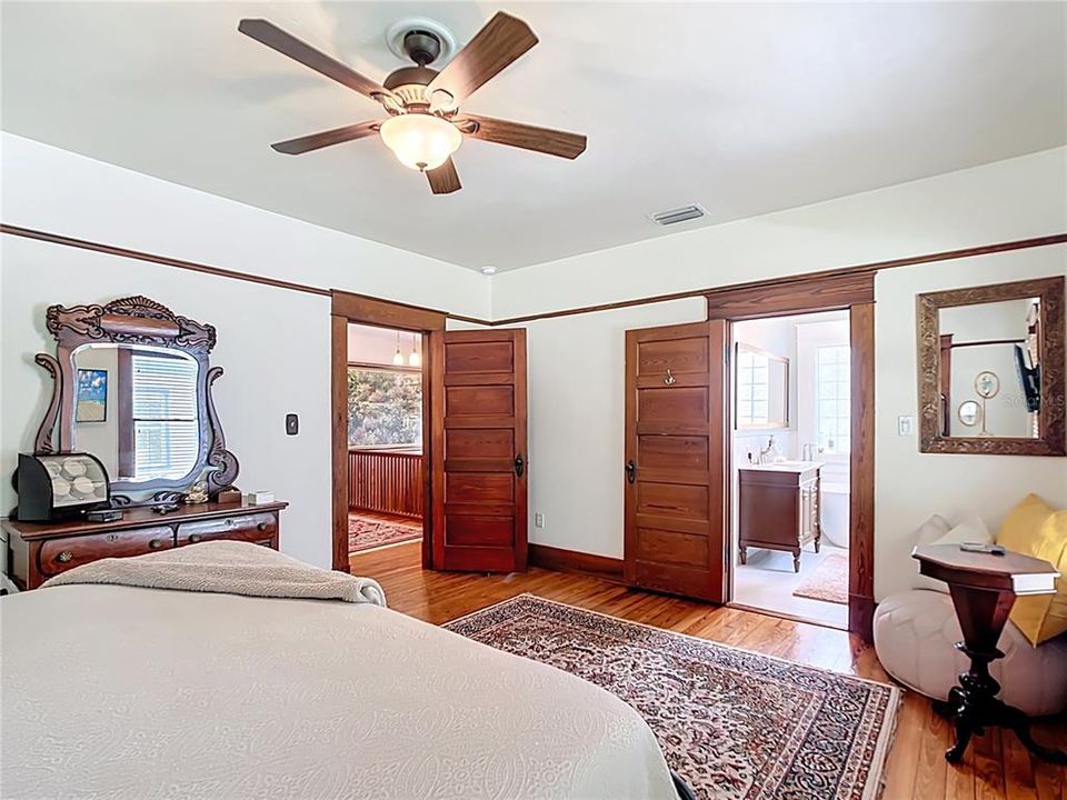 For Sale: $899,000 (4 beds, 3 baths, 2535 Square Feet)