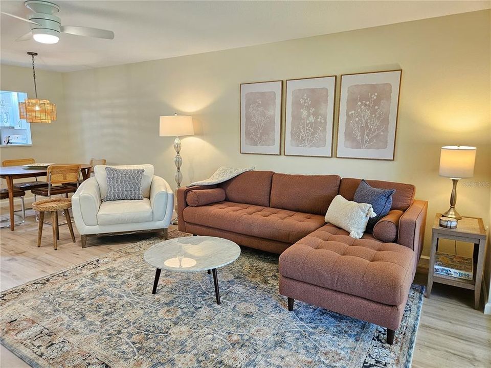 For Rent: $4,400 (2 beds, 2 baths, 1186 Square Feet)