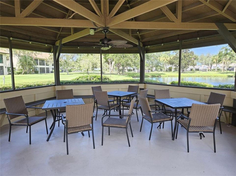 For Rent: $4,400 (2 beds, 2 baths, 1186 Square Feet)