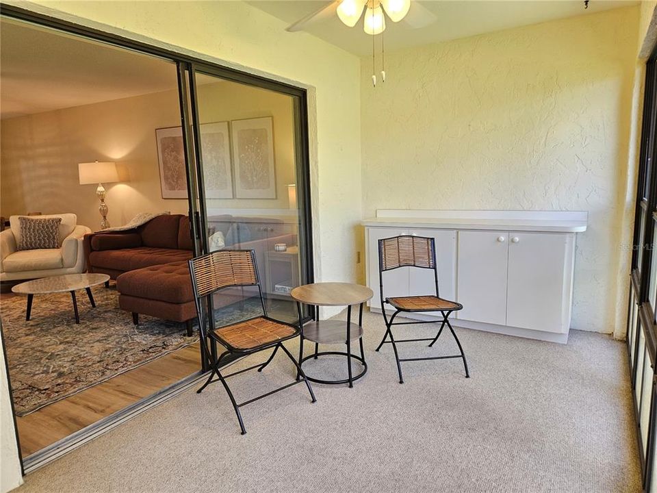 For Rent: $4,400 (2 beds, 2 baths, 1186 Square Feet)