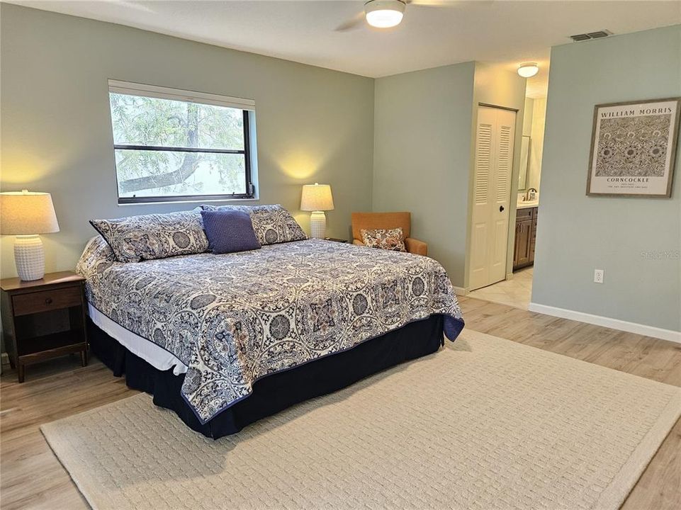 For Rent: $4,400 (2 beds, 2 baths, 1186 Square Feet)