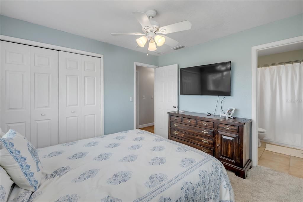 待售: $789,900 (4 贝兹, 3 浴室, 1768 平方英尺)